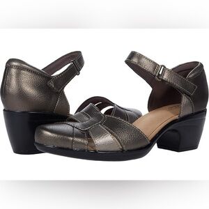 Clarks Emily Daisy Women's Bronze Metallic Leather Heeled Sandals Shoes Straps